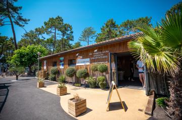 Spa au camping 5 étoiles le Vieux Port dans les Landes 