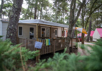 Extérieur Mobil-home Resasol 6/8 personnes dans les Landes au camping Le Vieux Port