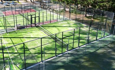 Camping 5 étoiles avec terrains de padel dans les Landes Le Vieux Port à Messanges Vieux Boucau lès Bains