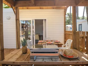 Plancha Lodge Premium 2/3 personnes dans les Landes au camping Le Vieux Port