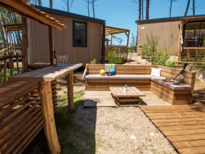 Extérieur Lodge Premium 6 personnes dans les Landes au camping Le Vieux Port