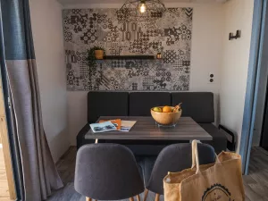 Lodge premium camping 5 étoiles le Vieux Port dans les Landes 