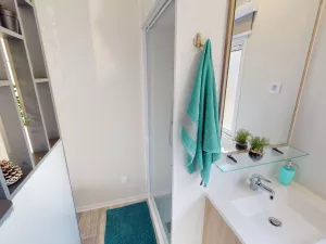 du Lodge Premium 4 personnes Dune et Jacuzzi au camping 5 étoiles Le Vieux Port à Messanges dans les Landes