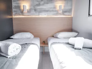 Lodge Premium 6 pers Taos 3 chambres au camping 5 étoiles dans les Landes au camping Le Vieux Port 