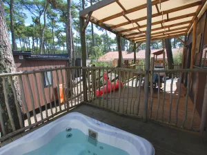 Lodge Premium 4 pers au camping 5 étoiles dans les Landes au camping Le Vieux Port 