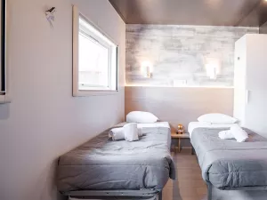 Lodge premium jacuzzi 4p Taos camping vieux port landes 5 étoiles