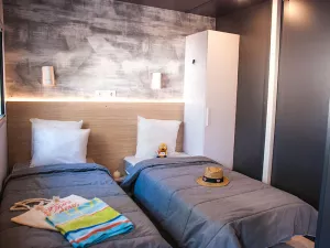 Lodge premium jacuzzi 4p Taos camping vieux port landes 5 Etoiles