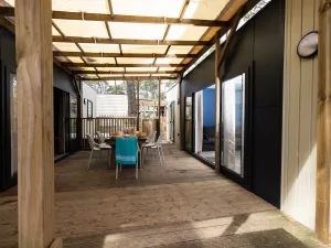 Cottage Duo Premium Jacuzzi 8 pers Breizh pour vos vacances dans les Landes avec Resasol dans le camping 5 étoiles Le Vieux Port