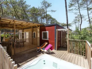 Location Cottage Premium Jacuzzi® 10 personnes au camping 5 étoiles Le Vieux Port avec Resasol pour vos vacances, loisirs et évenements à Messanges Vieux Boucau en bord de mer à la plage