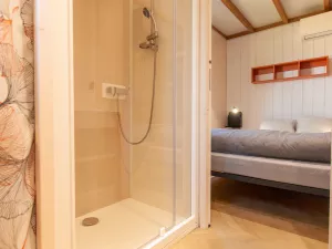 20250710 Chalet Duo Premium Piscine 6-7 personnes (40) Suite Parentale - SDB B