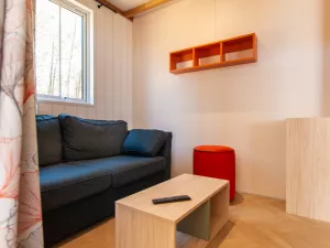 20250710 Chalet Duo Premium Piscine 6-7 personnes (83) Salon A