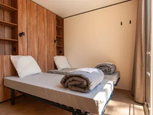 20250710 Lodge Premium dune Jacuzzi 4 pers (65) Chambre 2