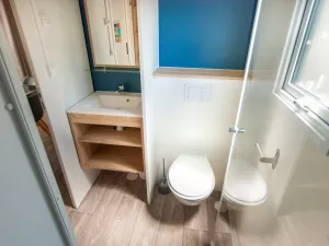 20250710 Lodge Premium dune Jacuzzi 6 pers (7) Salle de bain principale