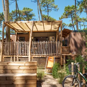 Extérieur d'un lodge de la gamme Premium