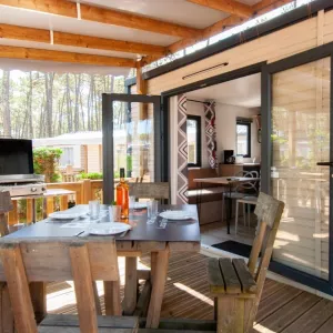 Extérieur mobil-home Resasol 2/3 personnes animaux admis