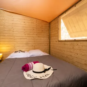 Chambre à coucher de la Cabane sur Pilotis