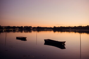 Lac marin d'Hossegor dans les Landes au coucher de soleil
