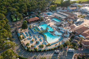 Vue d'ensemble des activités au camping 5 étoiles le Vieux port dans les Landes