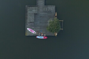 camping azur lac paddle personnes sunset ponton rose bois drone vue aerienne amis