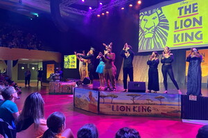Spectacle show roi lion king arena place des landais au camping des landes en bord de mer à la salle événementielle ARENA du Vieux Port Une programmation 2025 variée pour tous les âges