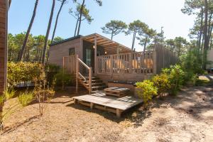 20250710 Chalet Premium Piscine 4-5 personnes (59) Extérieur logement entier