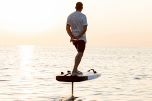 Balade silencieuse en foil électrique au large de Capbreton et Hossegor