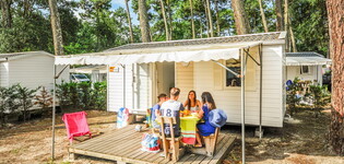 Vue ensemble Mobil-home Eco 4/5 personnes dans les Landes au camping Le Vieux Port