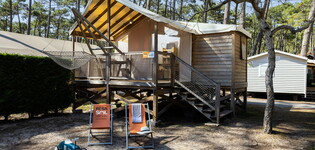 Cabane sur pilotis 4/5 personnes au Camping 5 étoiles le Vieux Port dans les Landes 