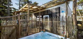Lodge Premium Jacuzzi 2-3 pers OTELLO du camping le Vieux port dans les Landes