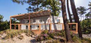Modélisation 3D du Chalet Écume 5/6 personnes, nouveauté à louer au Camping Le Vieux Port dès 2027, avec trois chambres