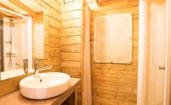Salle de bains Cabane sur pilotis 4/5 personnes dans les Landes au camping Le Vieux Port