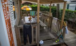 Terrasse Mobil-home Resasol PMR 4/6 personnes dans les Landes au camping Le Vieux Port