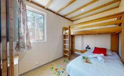 Chambre enfant du chalet Premium 6 personnes au camping 5 étoiles Le Vieux Port à Messanges dans les Landes
