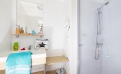 Salle de douche de nos sanitaires privés sur emplacement