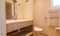 20250710 Chalet Duo Premium Piscine 6-7 personnes (38) Suite Parentale - SDB A