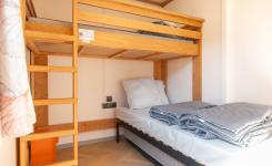 20250710 Chalet Premium Piscine 4-5 personnes (4) Chambre 2 A