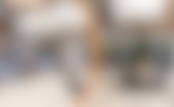 Image floutée suggérant des travaux en cours au camping, suscitant la curiosité et le suspense sur les nouveautés et préparatifs réalisés en grande pompe pour la saison 2026.﻿