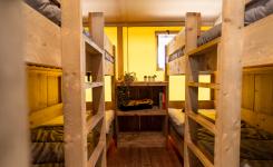 Chambre enfants tente Ecoluxe 8P avec 2 lits superposés 70x190 cm