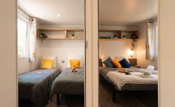 Vue sur 2 chambres du mobilhome Resasol 8 personnes avec animaux admis