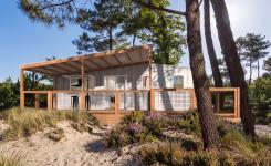 Modélisation 3D du Chalet Écume 5/6 personnes, nouveauté à louer au Camping Le Vieux Port dès 2027, avec trois chambres