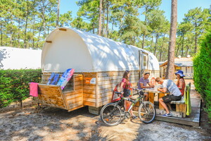 Location de tentes au camping le Vieux Port 5 étoiles dans les Landes 